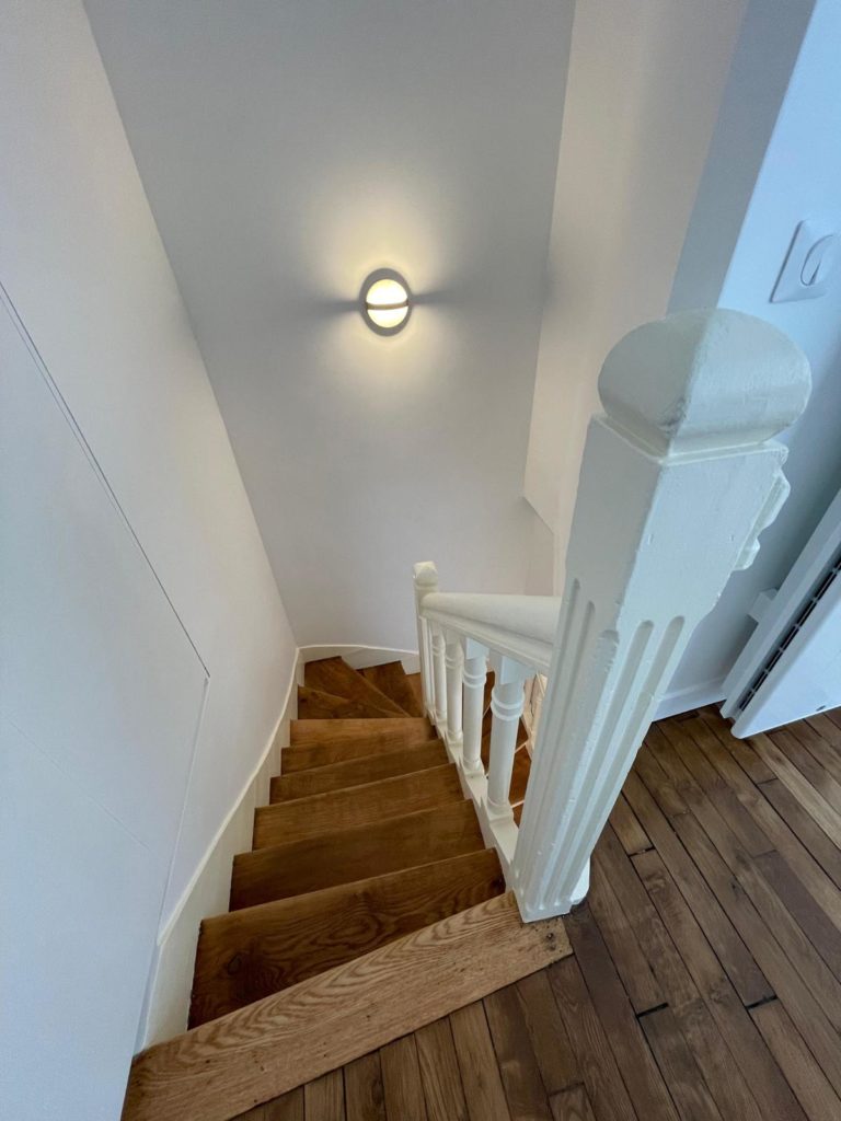 Miller Escalier 9