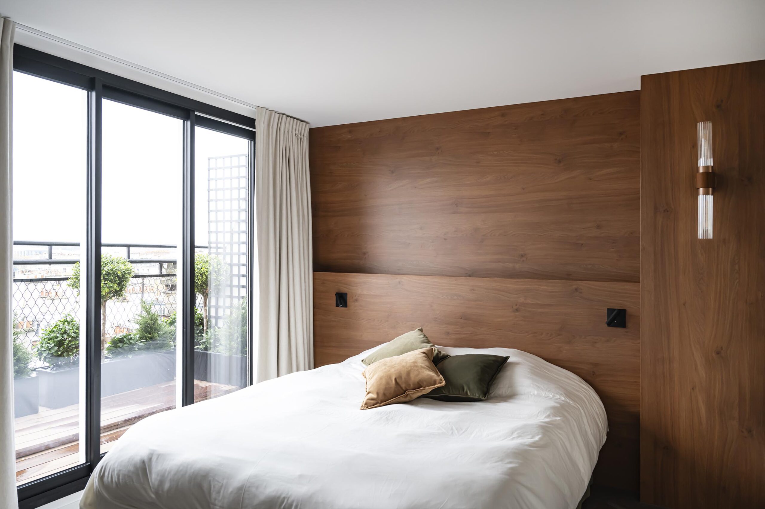 renovation appartement chambre Paris 16 1 scaled