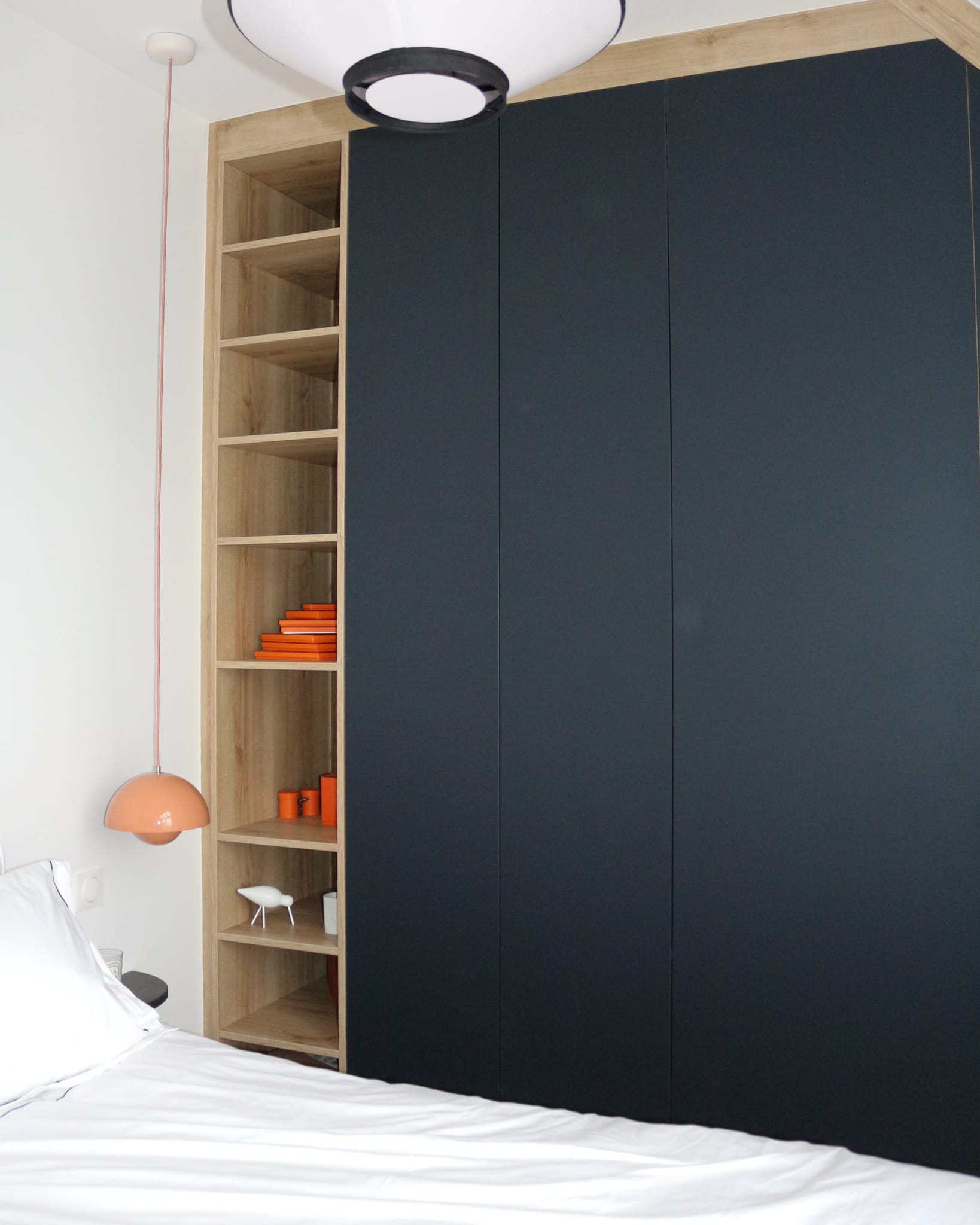 renovation appartement asnieres sur seine chambre dressing Vuitton