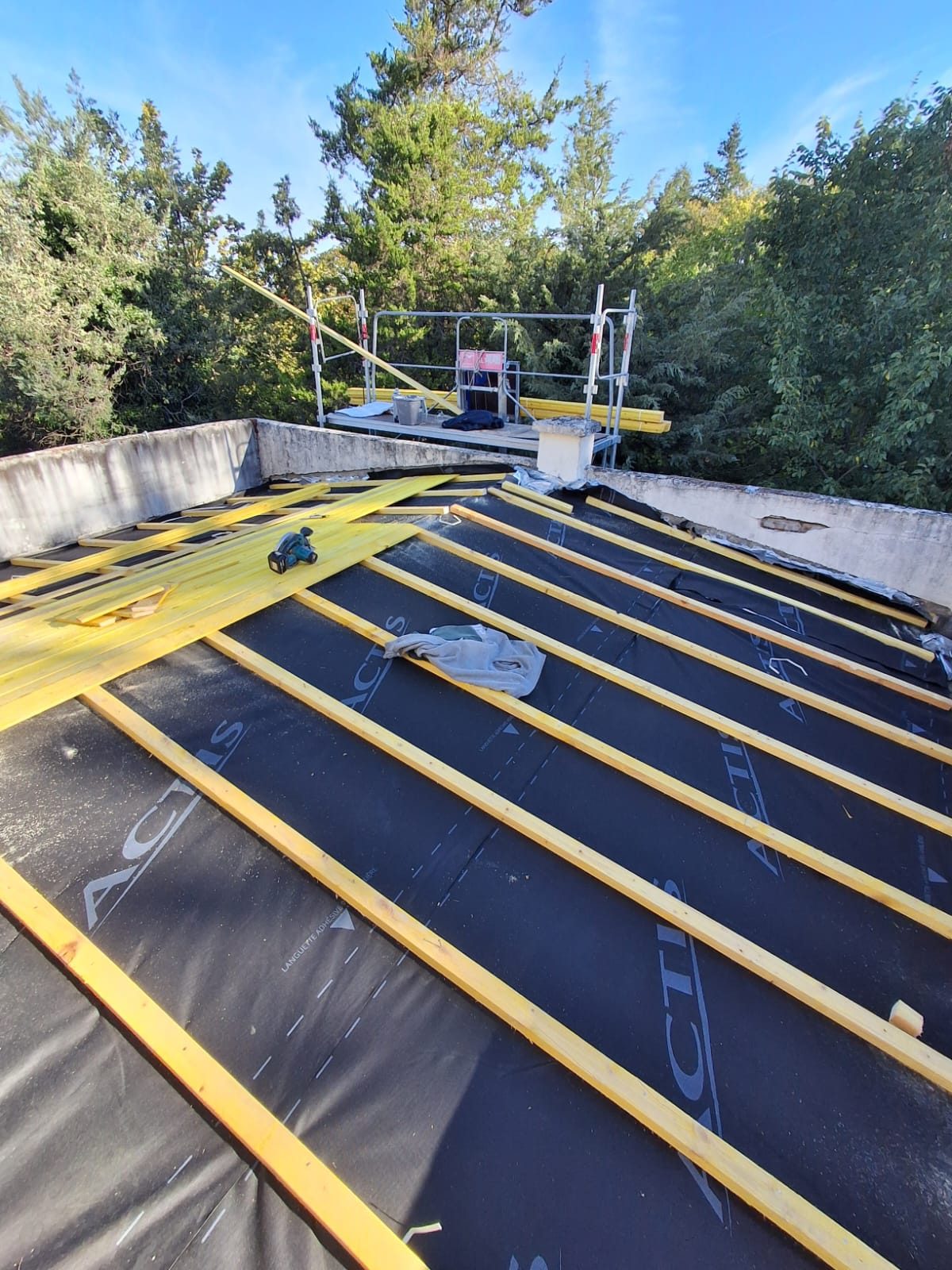 renovation terrasson zinc ormoy la riviere 05